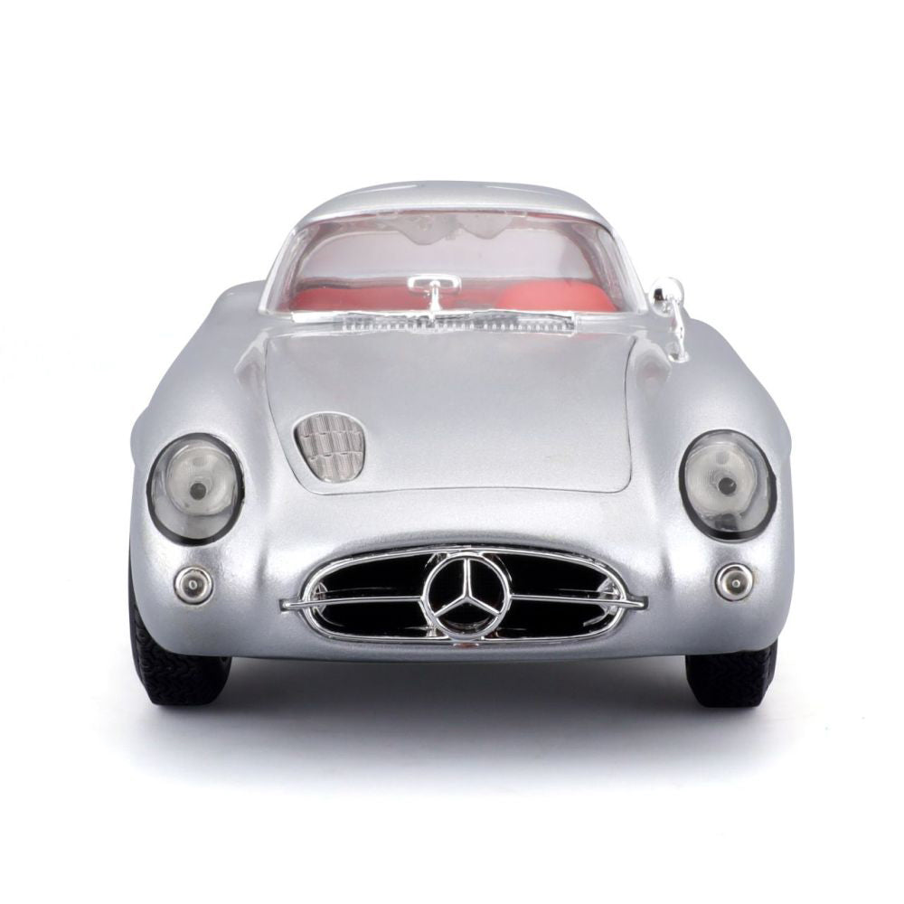 Maisto Mercedes-Benz 300 SLR Coupe Uhlenhaut, 1:18