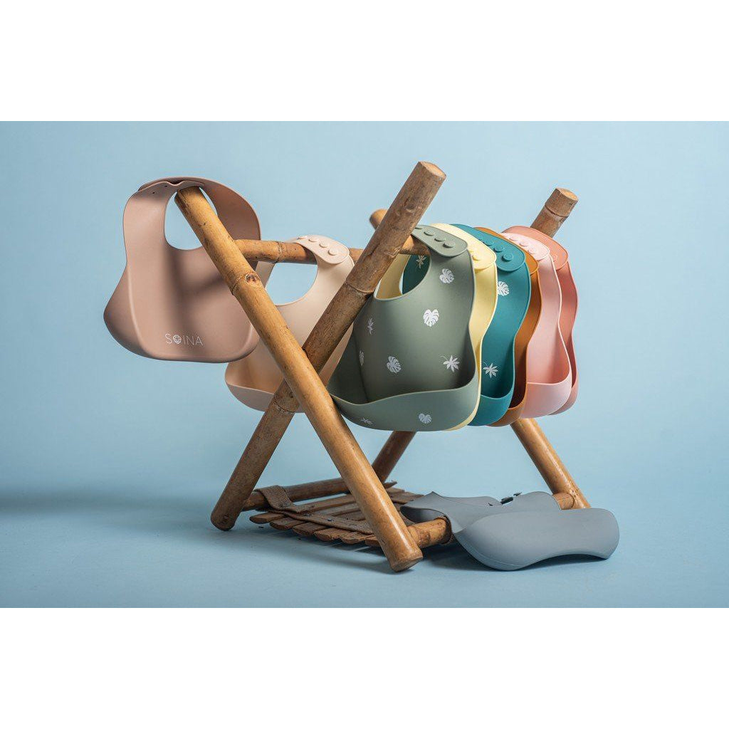 *Bavoir en silicone SOINA, marron-tropical