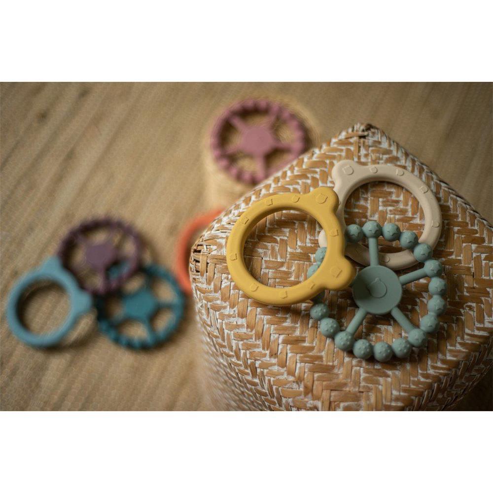 SOINA silicone teething ring Noam, ocre