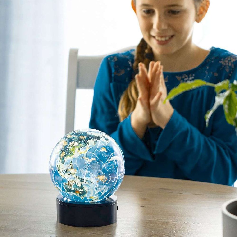 Ravensburger Night Light - Earth at Night