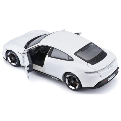 Bburago Porsche Taycan Turbo S blanche 1/24