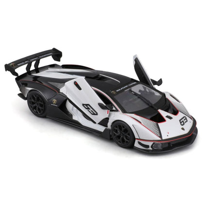 Bburago Race 1/24 Lamborghini Essenza SCV12 blanche