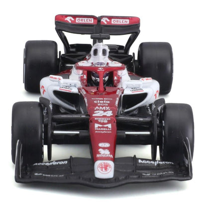 Bburago Alfa Romeo F1 Team Orlen C42 Guanyu Zhou 2022, 1:43