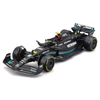 Bburago Mercedes-AMG F1 W14 E Perf., 1:43 Lewis Hamilton 2023