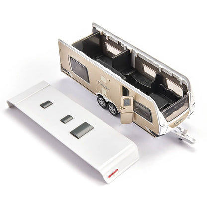 Siku car with caravan
