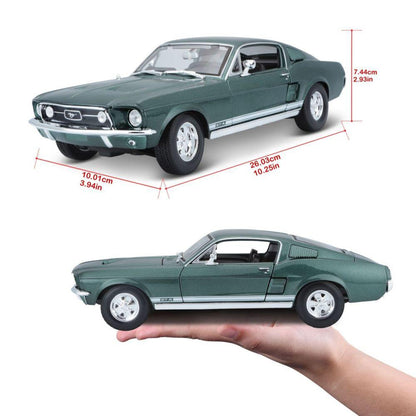 Maisto Ford Mustang 1967 1/18 vert foncé