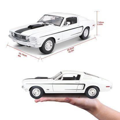 Maisto Ford Mustang GT Cobra 1968 blanche 1/18