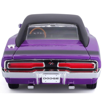 Maisto Dodge Charger R/T 1969 1/18 violette