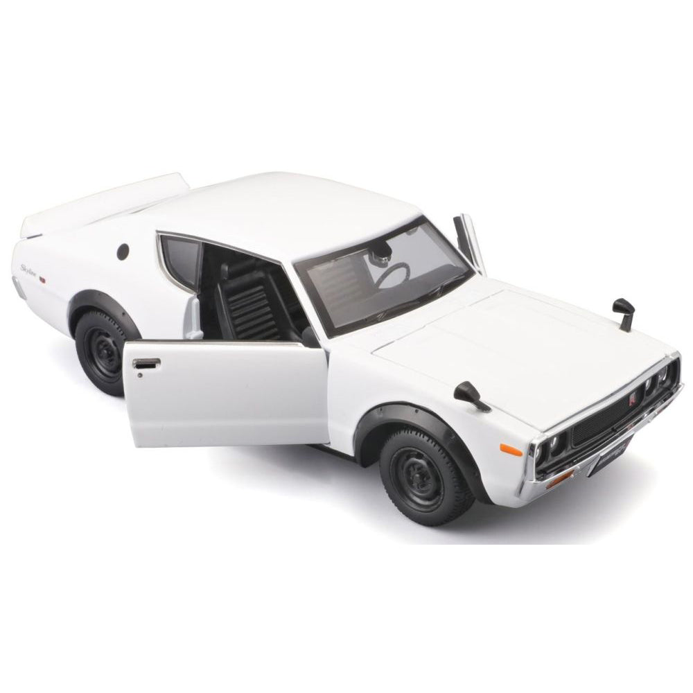 Maisto Nissan Skyline 2000 GT-R 1973 (KPGC110), 1:24