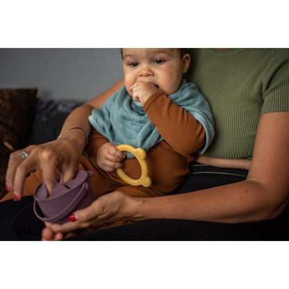 SOINA silicone teething ring Noam, ocre